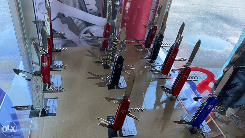 VICTORINOX SWISS ARMY KNIFE WINE MASTER