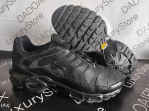 Nike Air Max TuNed Triple Black Supreme X 604133 050 Le