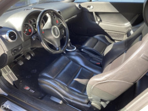VOLAN TAPETE INSTRUMENT TABLA UNUTRASNJOST AUDI TT
