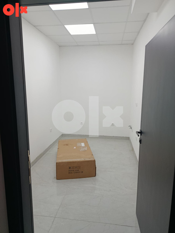 Iznajmljivanje-Poslovni objekat Gračanica od 20m2 do 214m2 10