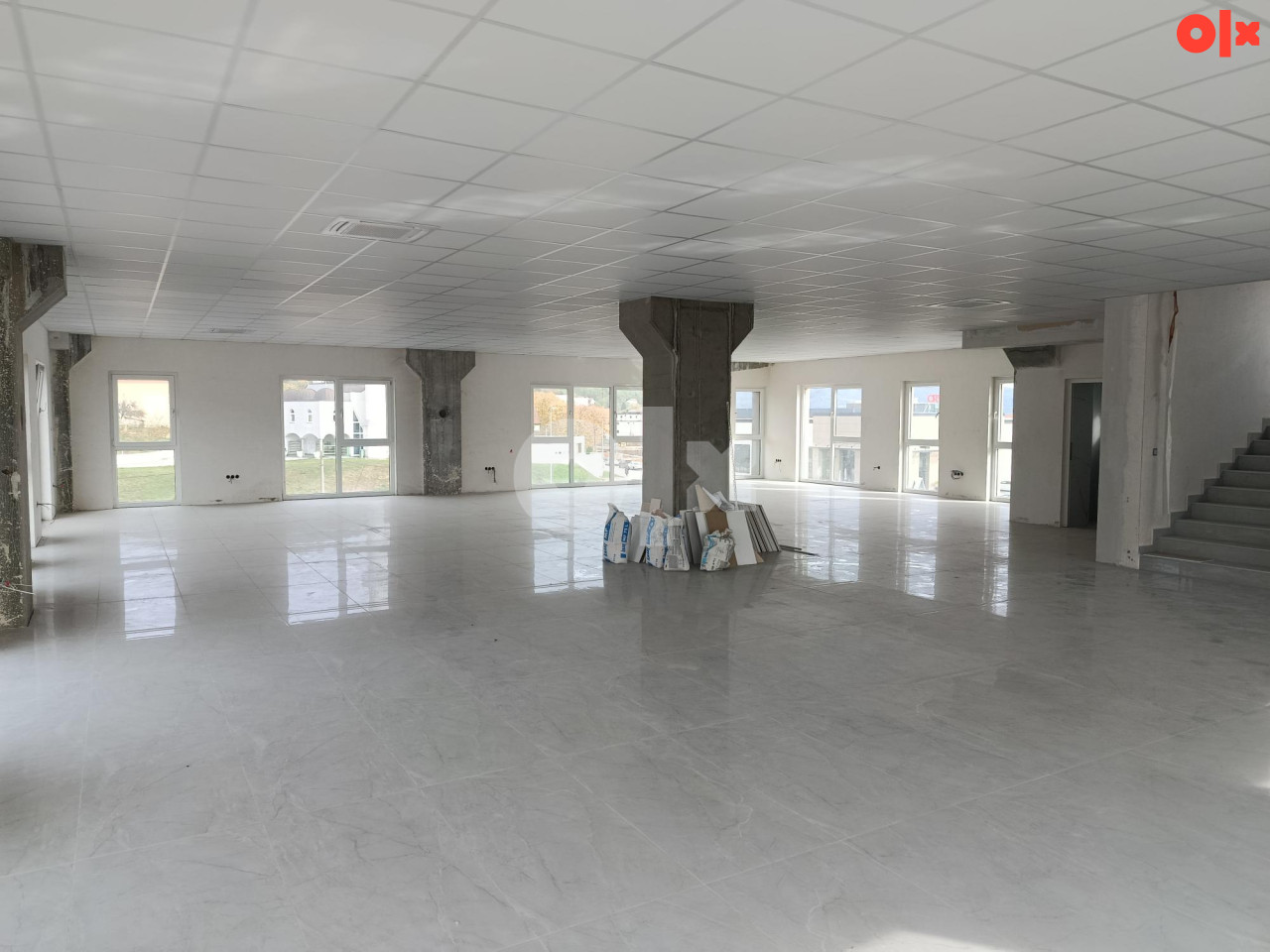 Iznajmljivanje-Poslovni objekat Gračanica od 20m2 do 214m2 13