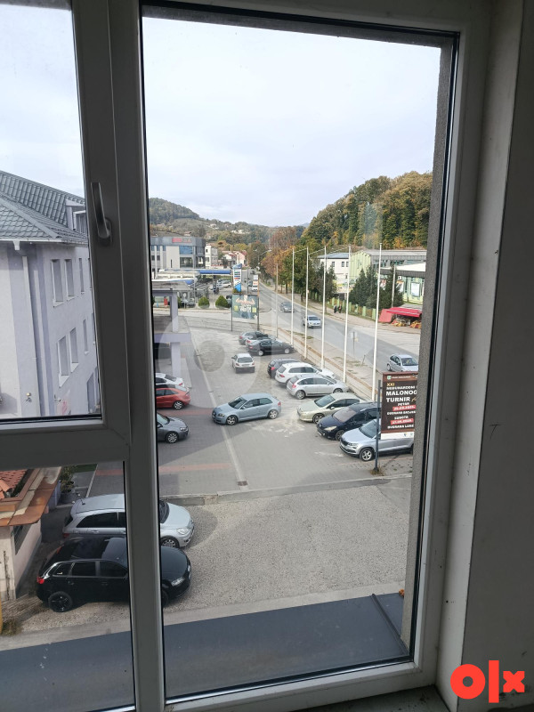 Iznajmljivanje-Poslovni objekat Gračanica od 20m2 do 214m2 14