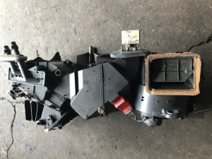 GRIJANJE MOTORIC GRIJANJA KLAPNE AUDI TT 1.8T 2002.