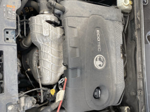 Oplel insignia redizajn xsenon dijelovi 063/117-176. 63/992-835