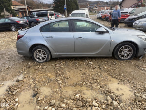 Opel insignia 2.0 d redizajn dijelovi 063/117-176. 063/992-835