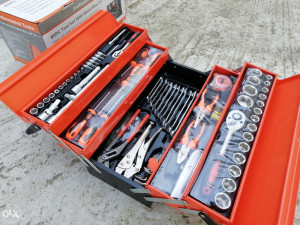 Kistra sa alatom kofer alat