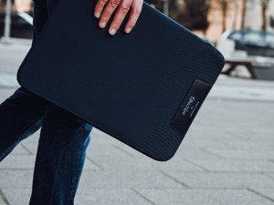 PIQUADRO Torba za laptop 15.6", dimenzija 30×40cm