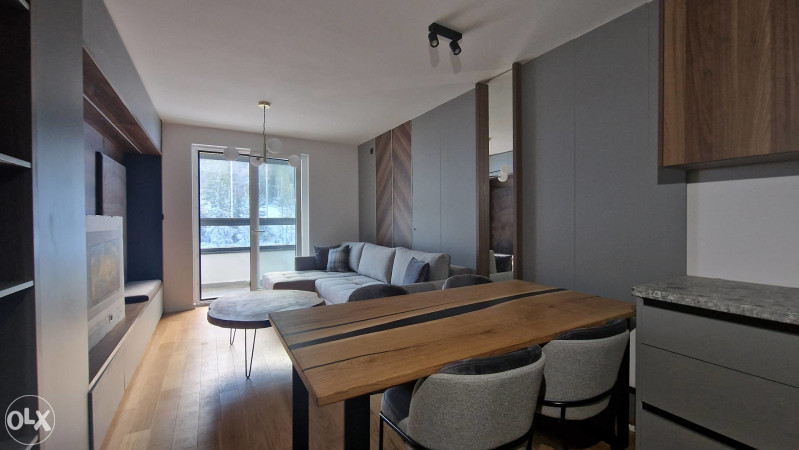 Apartman jedna spavaća nov i novoopremljen 53m2 2
