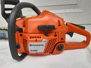 Motorka Husqvarna  345  kao nova