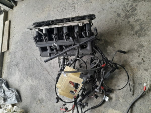 Usisna grana M54b2.5 sa komplet instalacijom bmw e46 e6