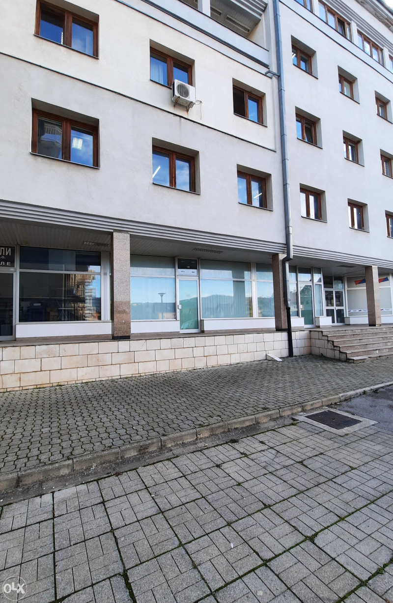 Poslovni prostor Pale - 30 m2 (CENTAR)