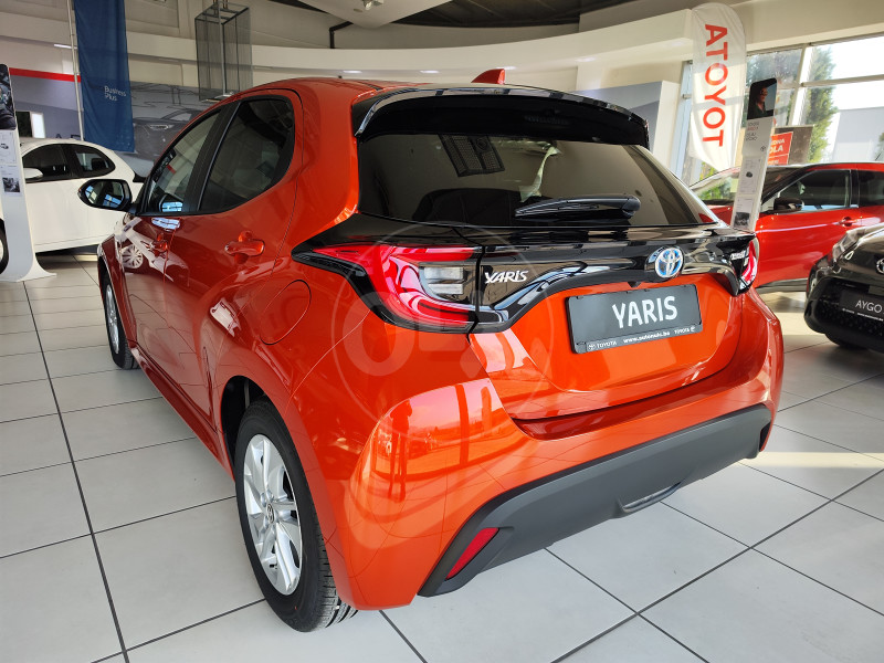 Toyota YARIS 1.5 Hybrid  E-CVT SOL