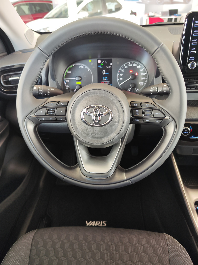 Toyota YARIS 1.5 Hybrid  E-CVT SOL