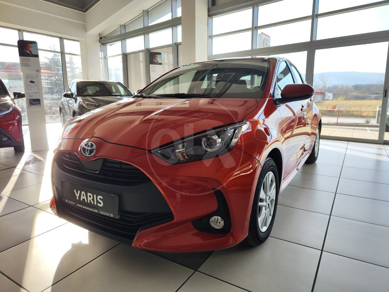 Toyota YARIS 1.5 Hybrid  E-CVT SOL