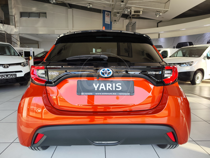 Toyota YARIS 1.5 Hybrid  E-CVT SOL