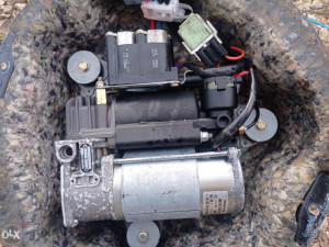 Kompresor jastuka BMW X5 E53