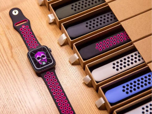 Narukvica Apple Watch 38mm 40mm 41mm 42mm (S10) black Pink