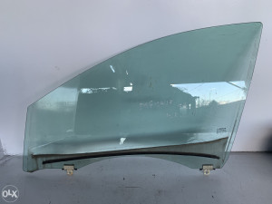 Staklo prozor Renault Megane 2011