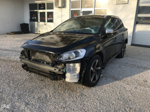 Volvo XC60 2,0 D4 R-Design Facelift DIJELOVI Djelovi