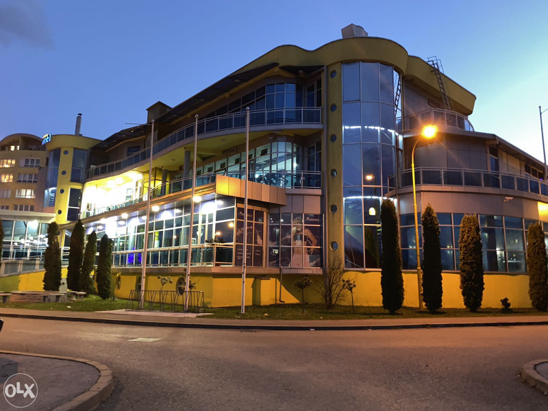 Izdaje se ili prodaje Poslovni prostori Banja Luka 2