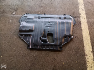 Zastita plastika motora Ford focus 2