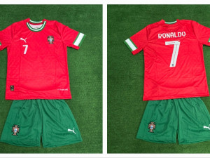 Novi dres RONALDO Portugal 2025 komplet