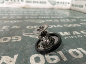 Termostat Ford Focus (fotografija 3)