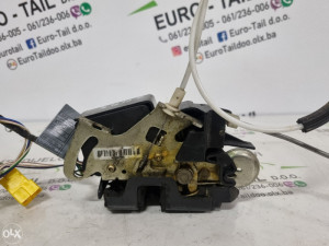 PREDNJA DESNA BRAVA MERCEDES VANEO ET 2444