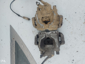 Prednja lijeva desna klijesta bmw e90 e91 lci facelift