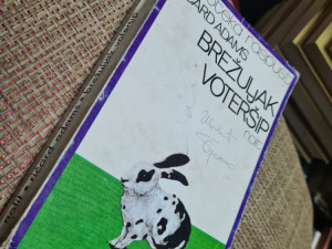 BREŽULJAK VOTERŠIP - Ričard Adams