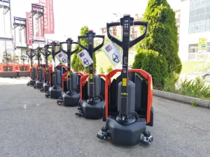 PALETAR TYRO 1,3t - viljuskari vilicari TOYOTA, Li-ion