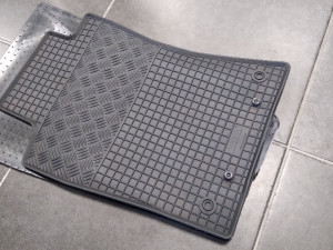 GUMENE PATOSNICE PODMETAČI MERCEDES E W211 02-09