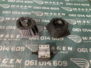Nosac motora mjenjaca Mercedes W204 (fotografija 4)