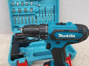 Aku buslica Makita 24V sa dvije baterije i nastavcima