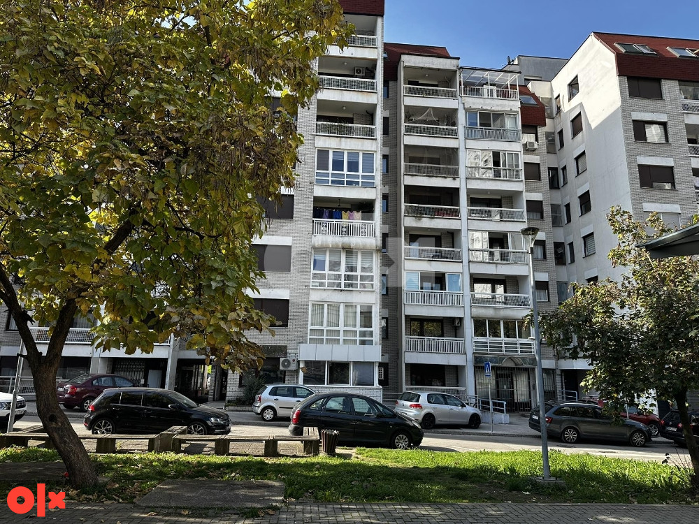 POSLOVNI PROSTOR - STUPINE B9 - TUZLA