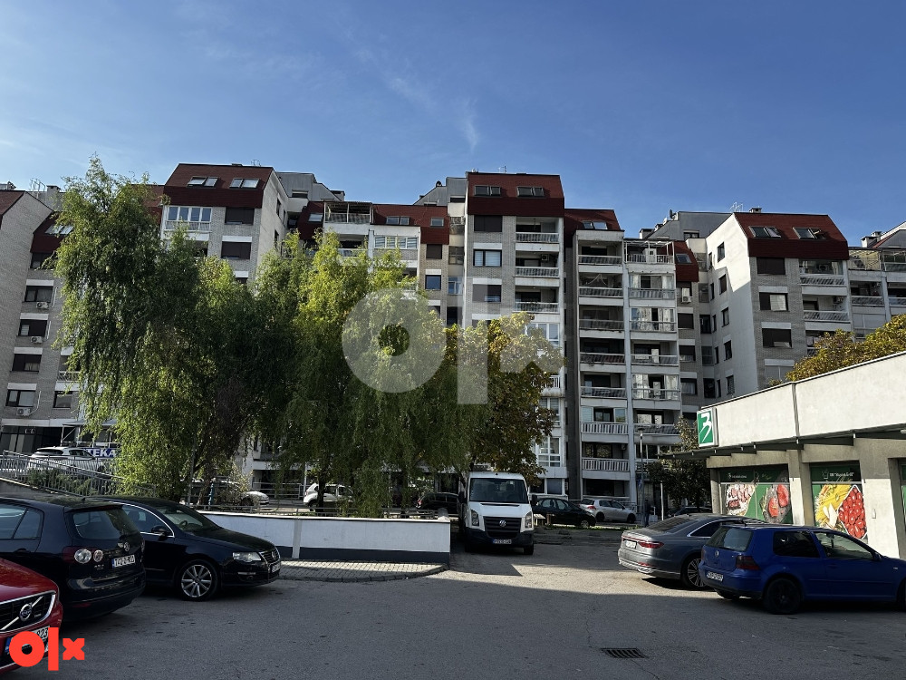 POSLOVNI PROSTOR - STUPINE B9 - TUZLA 2