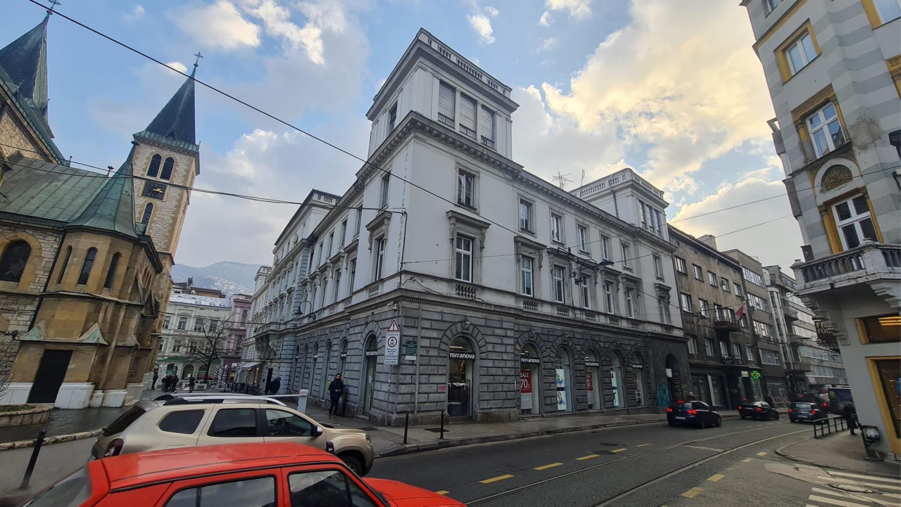 Stan Sarajevo -Stari Grad 1- Čitajte Opis! 2