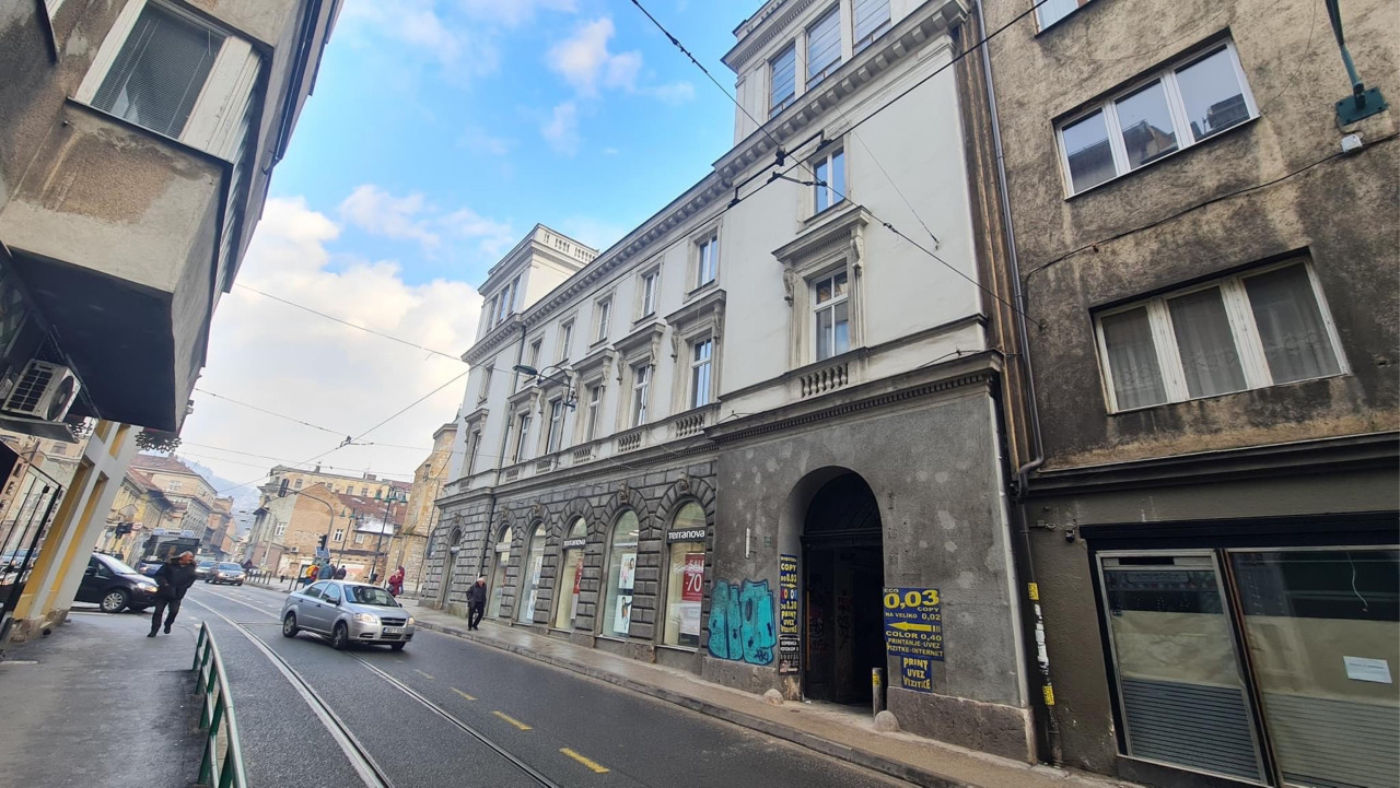 Stan Sarajevo -Stari Grad 1- Čitajte Opis!