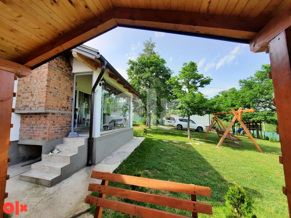 VIKENDICA Planinska KUCA BJELASNICA 061 248 740 Trnovo Brutusi18 11