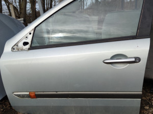 Renault laguna 2,2000-2007 , prednja lijeva vrata