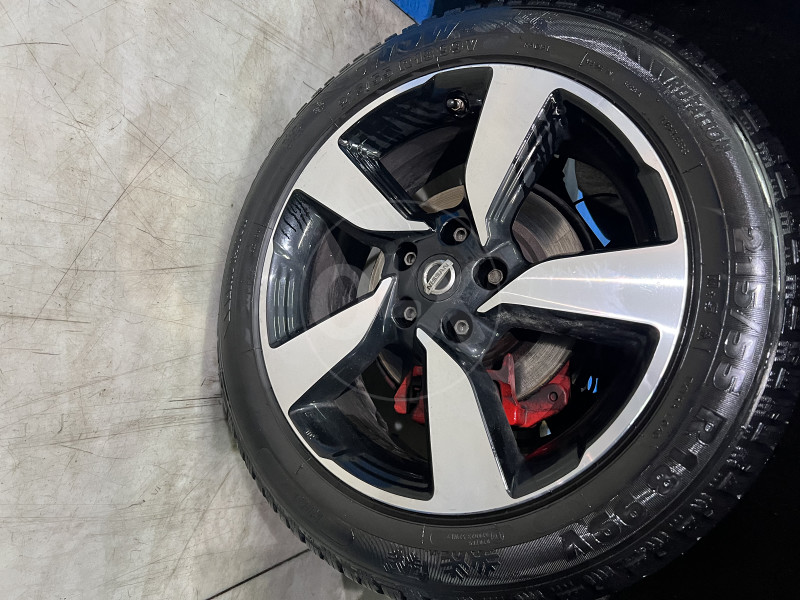 NISSAN QASHQAI 1.2i ,2015 GOD, ALU FELGE, REGISTROVAN