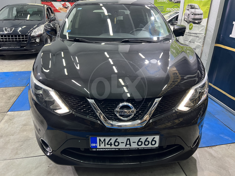 NISSAN QASHQAI 1.2i ,2015 GOD, ALU FELGE, REGISTROVAN