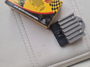 Regler za skuter 4 pina yamaha
