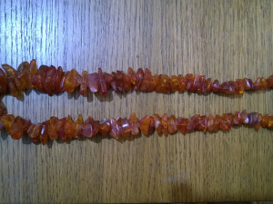 Masivna velika ogrlica od čilibara