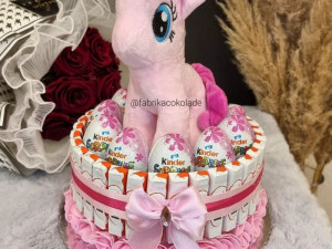 Kinder set poklon za dan zaljubljenih valentinovo