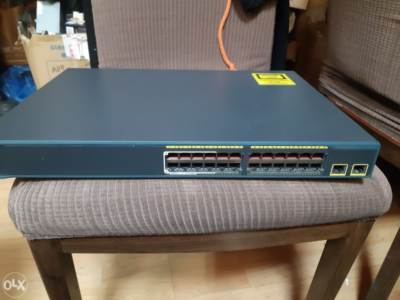 switch cisco 24 Switch OLX.ba