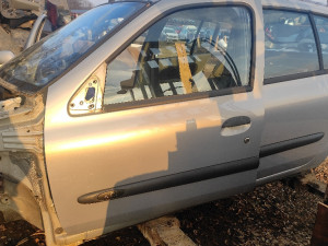 Renault talia  Clio 2 prednja vrata 2000/2006