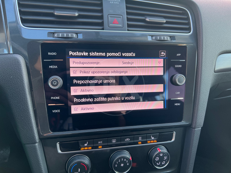 VW Golf 7 Karavan 2.0 TDI 4Motion 2017 Facelift Automobili OLX.ba