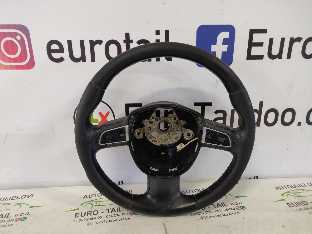 VOLAN SA KOMANDAMA AUDI A4 B8 ET 3164