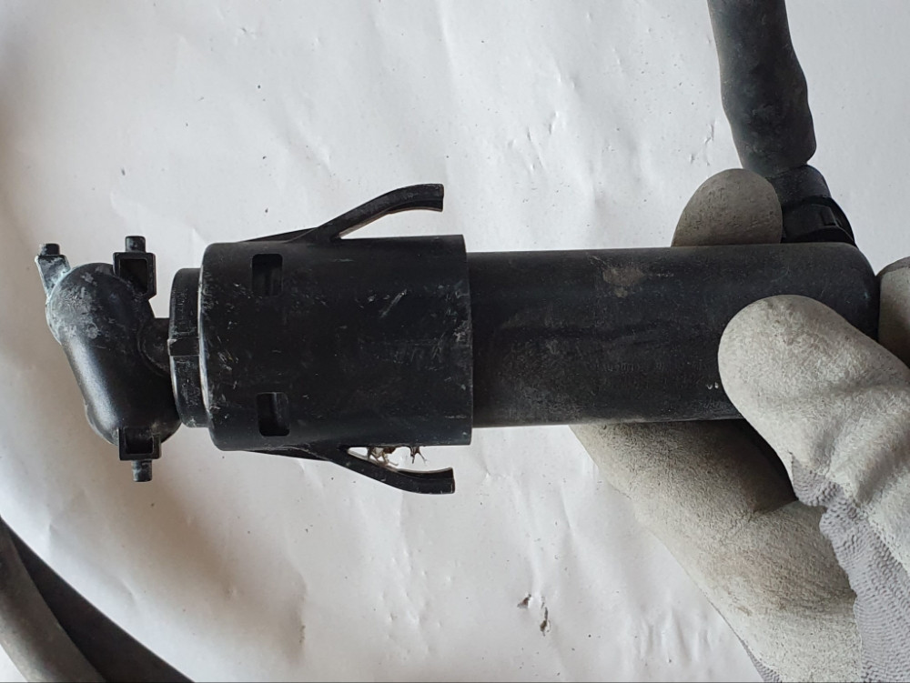 13227354 16784300AA OPEL INSIGNIA A CRIJEVO PRSKALICA ŠPRICA FARA